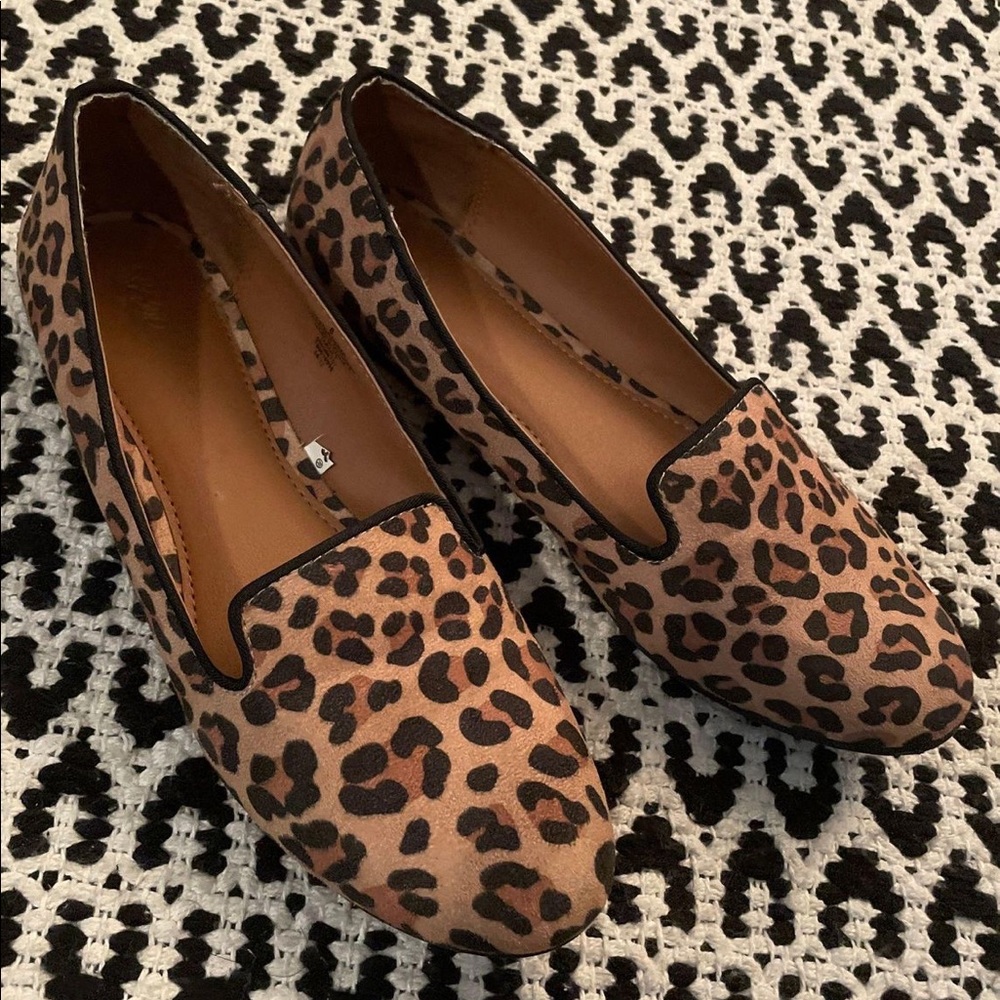 Cheetah print slides